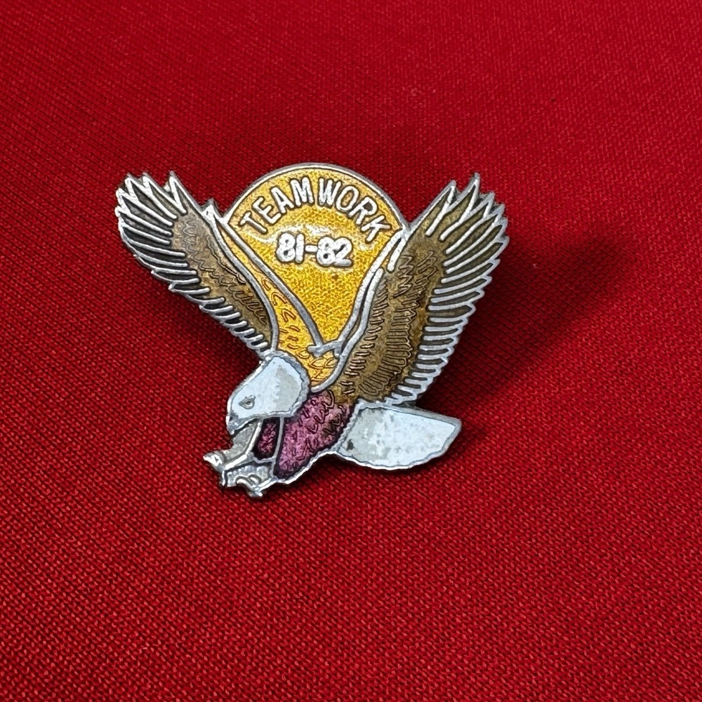 Vintage Fraternal Order of Eagles FOE‎ Teamwork 81-82 Eagle Enamel Lapel Pin